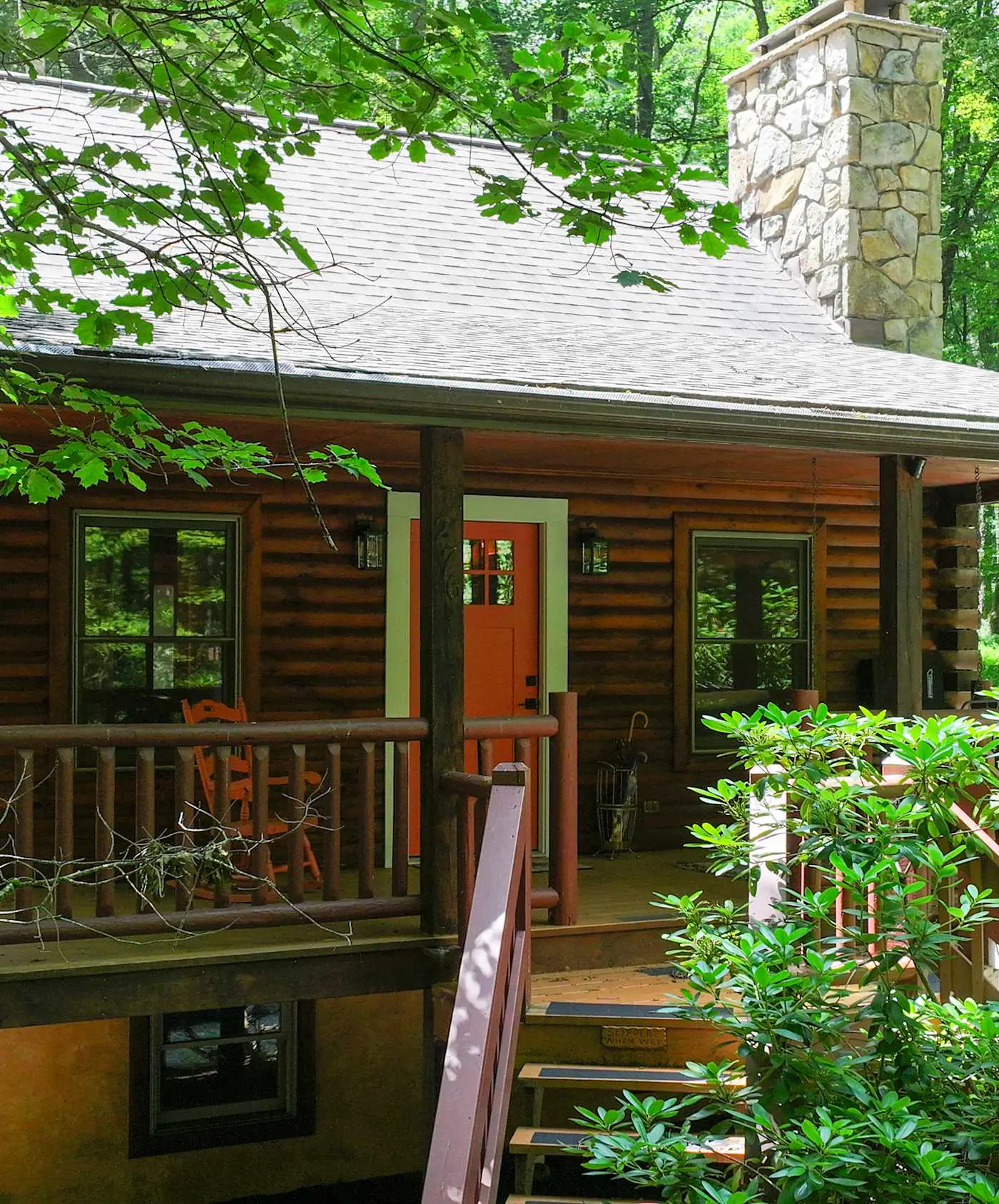 Contemporary 2BR Cabin - HOT TUB & Fireplace - Oakland