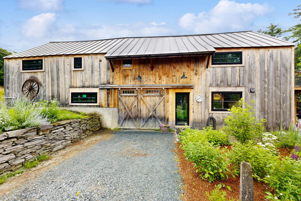 The Lotus Retreat at Grove Hill