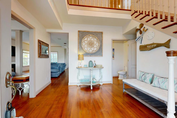 Spacious 3 Bedroom Waterfront Home with Private Pool and in Port Charlotte