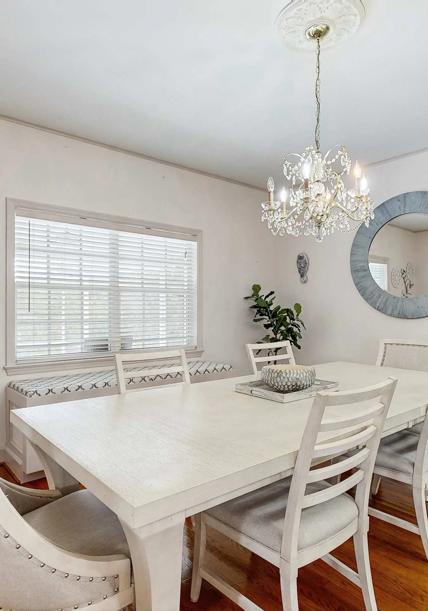 Spacious 3 Bedroom Waterfront Home with Private Pool and in Port Charlotte