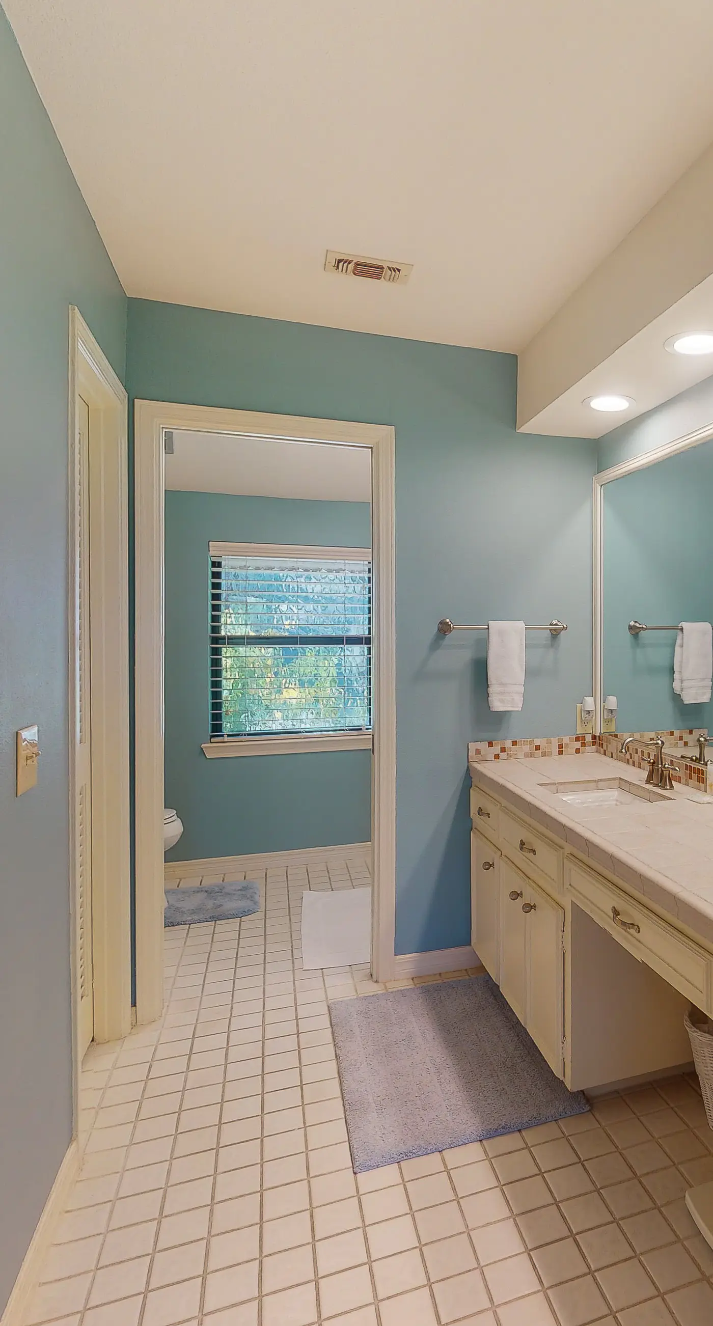 Lake Travis Waterfront Home with Dock Access | 4BR
