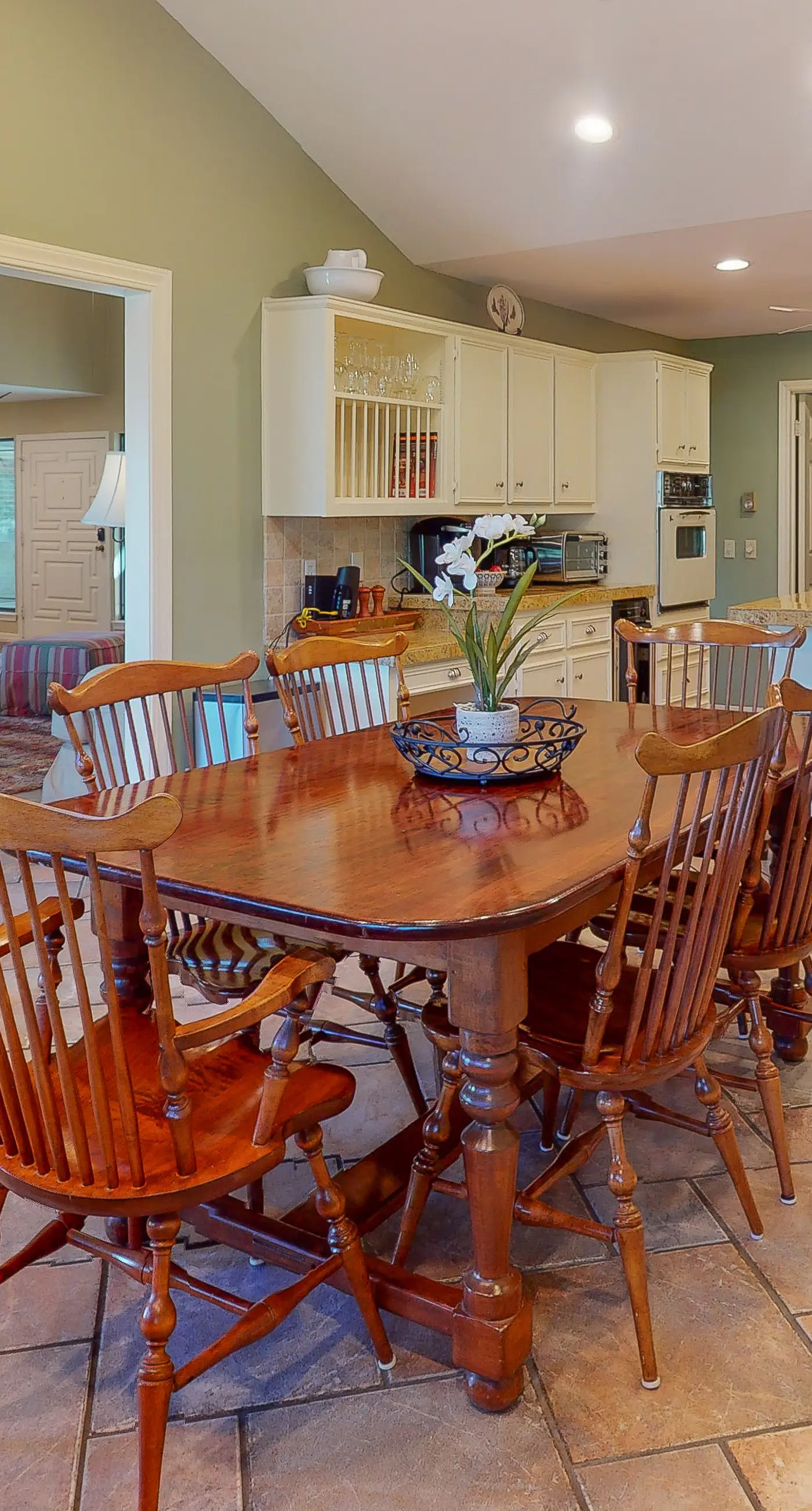 Lake Travis Waterfront Home with Dock Access | 4BR