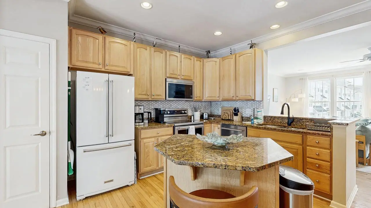 Rehoboth Crossing - 37063 Turnstone Cir