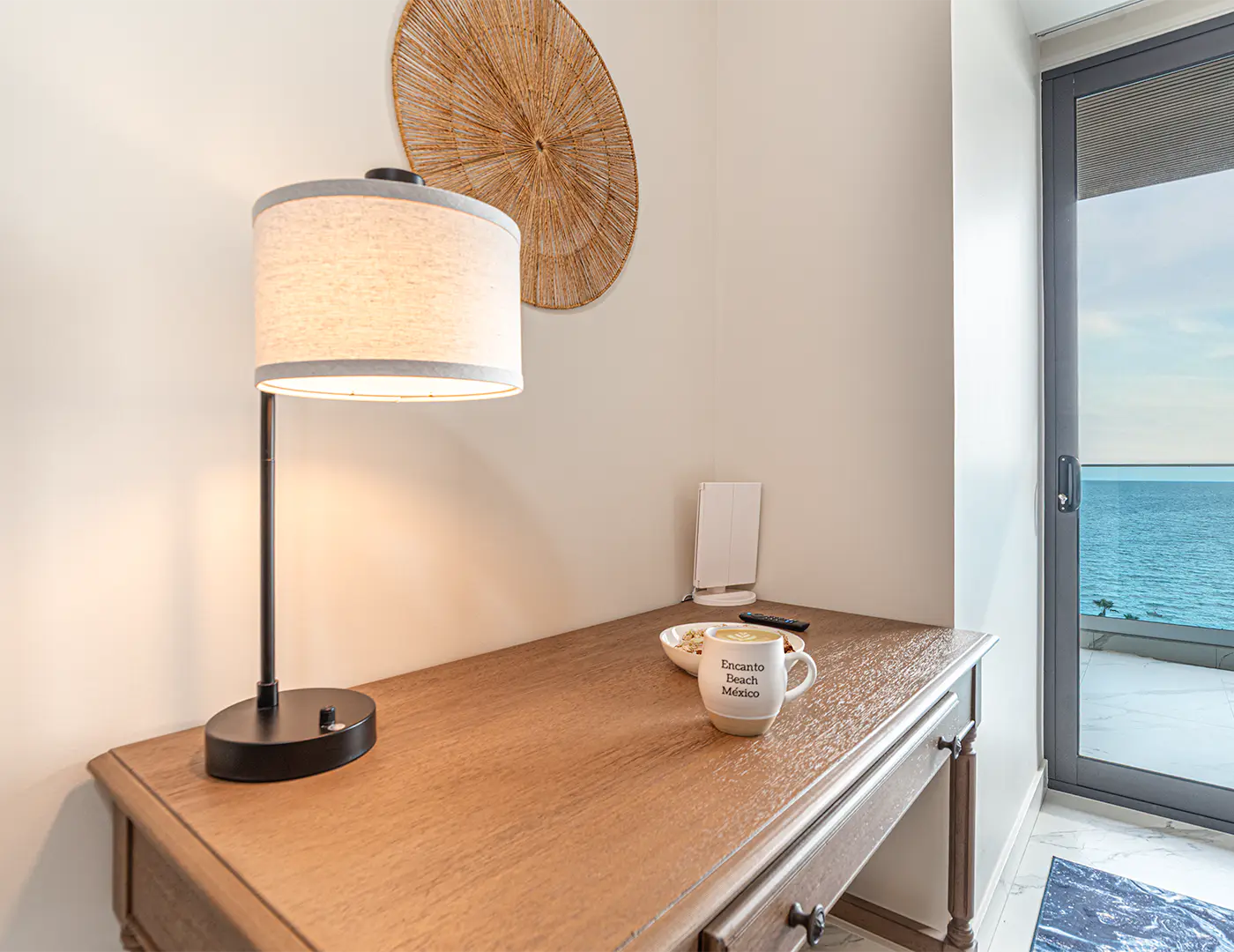 Encantame Soleil R603 - Studio