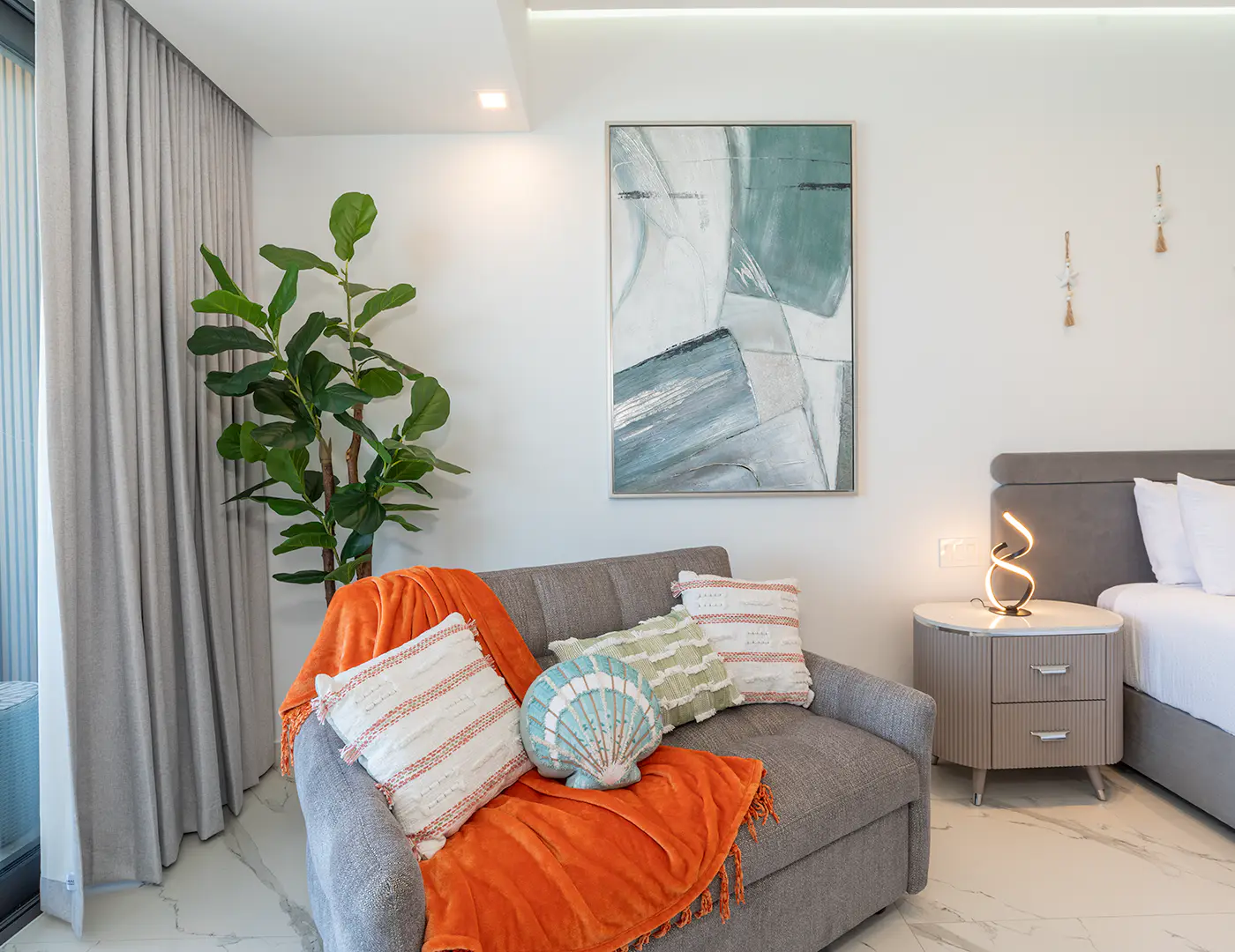 Encantame Soleil R1503 - Studio