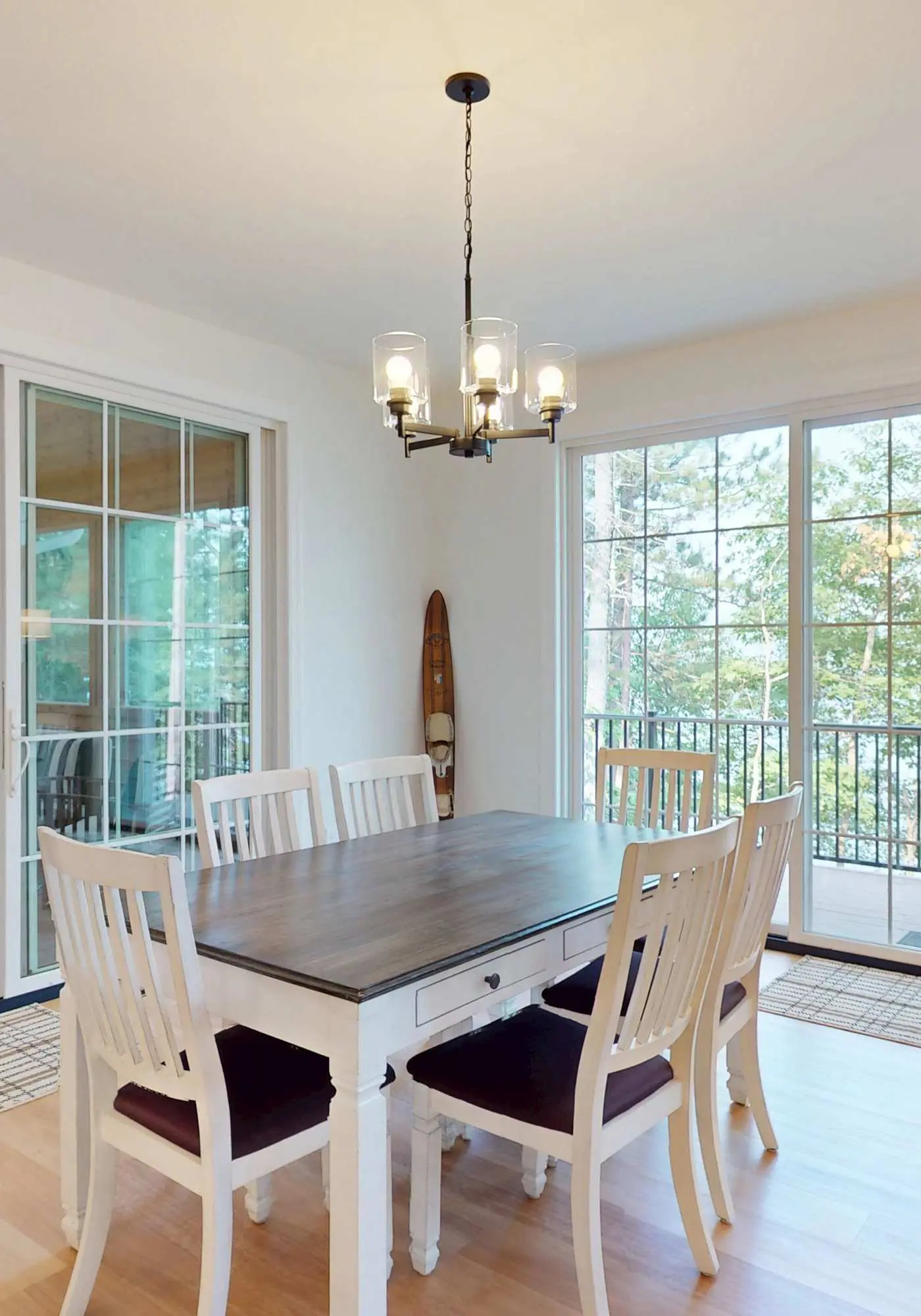 Lakefront Luxury, Dock, Game Room & Screened Porch