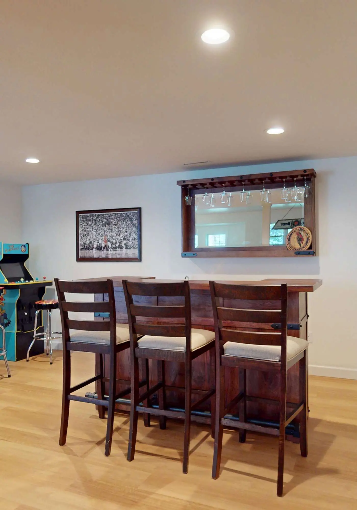 Lakefront Luxury, Dock, Game Room & Screened Porch
