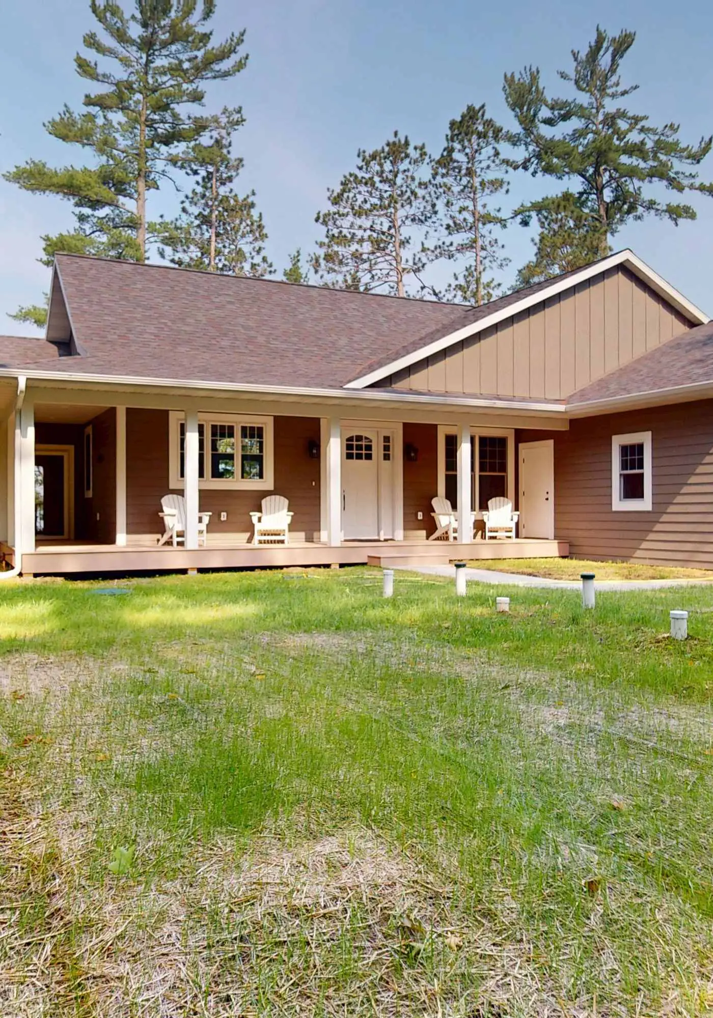 Lakefront Luxury, Dock, Game Room & Screened Porch