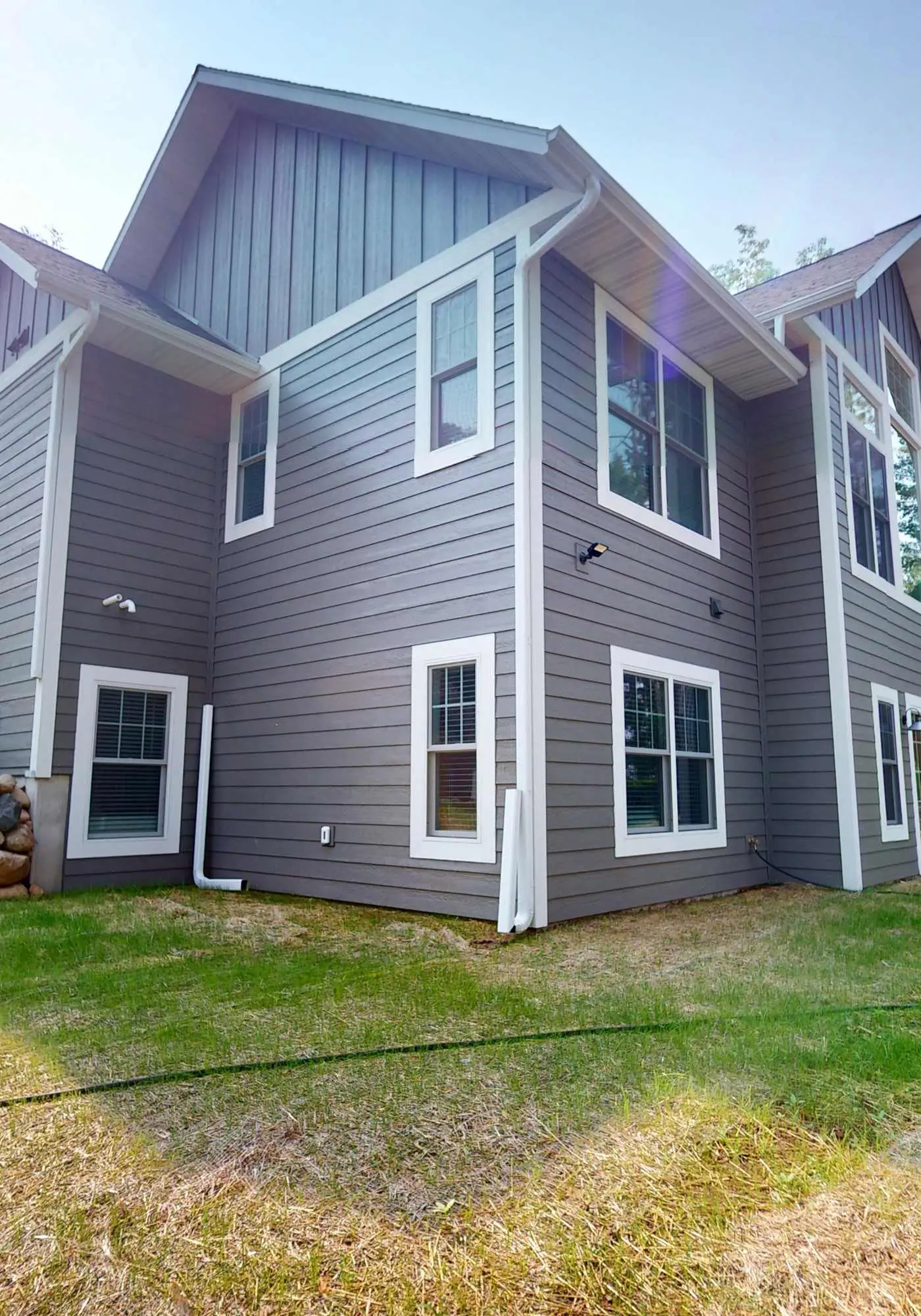 Lakefront Luxury, Dock, Game Room & Screened Porch
