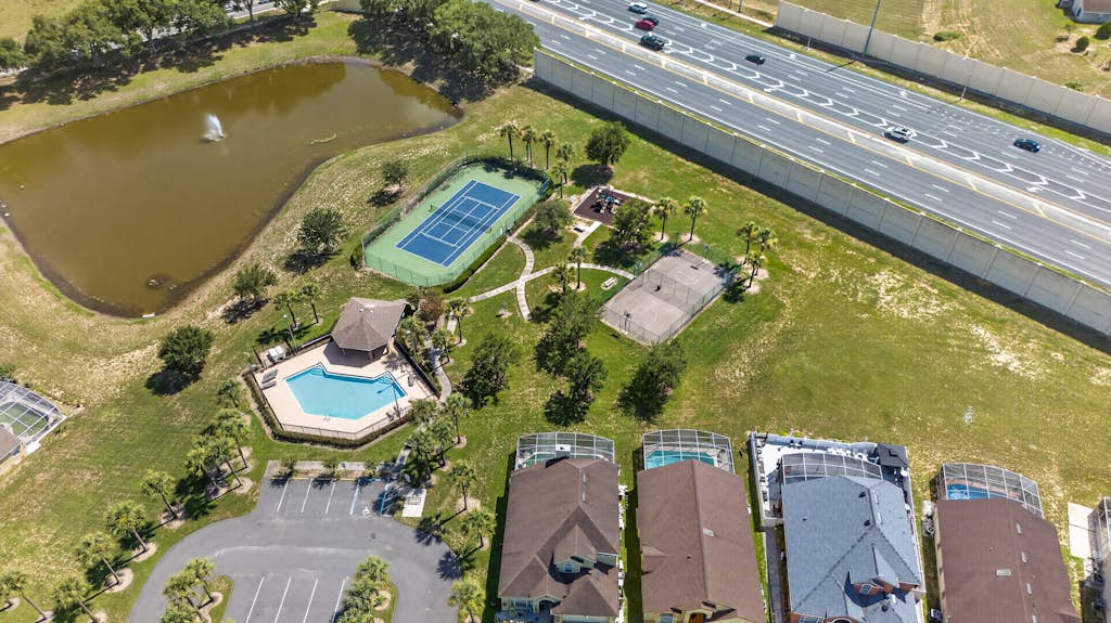 Spacious 5BR Pool Home Near Disney