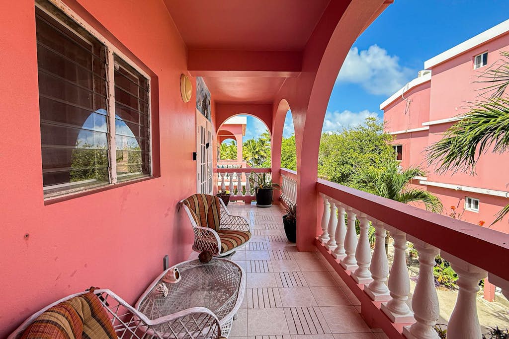 Welcome to Paradise Found, a spacious three-bedroom, three-bathroom condo at Caribe Island on Ambergris Caye. Enjoy an oceanfront setting, a relaxed island atmosphere, and access to the community pool and beach—an ideal home base for families and small groups.

Spend the day on the water, explore the island by golf cart, or simply unwind by the pool before returning to the comfort of your condo.