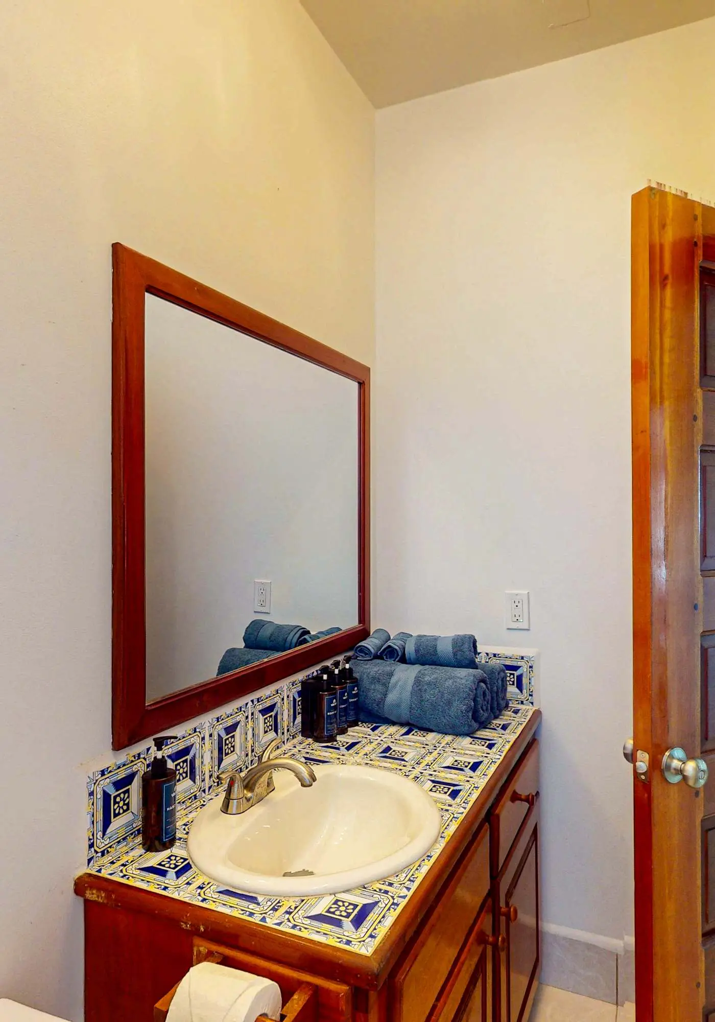 Oceanfront 3BR Condo at Caribe Island