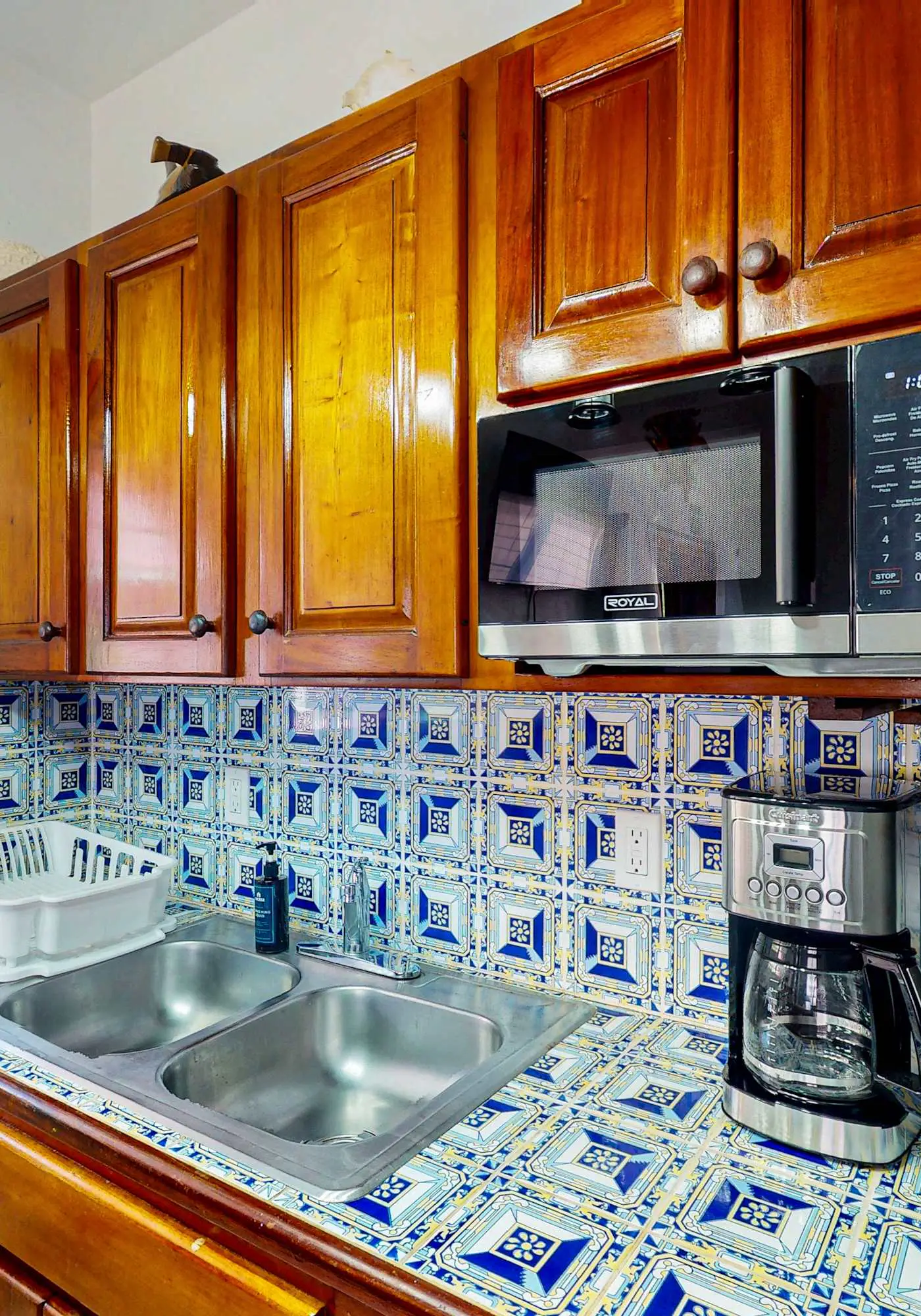 Oceanfront 3BR Condo at Caribe Island