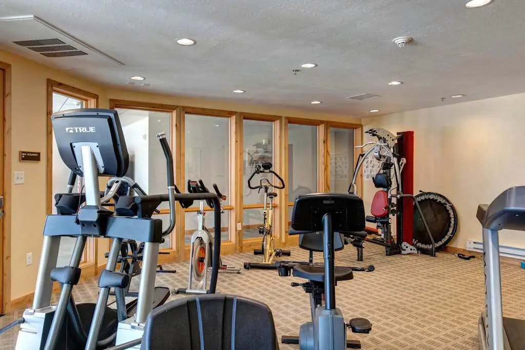 Cozy Mountain Retreat - 1BR Condo with 2 Full Baths Near Jordanelle & Park City