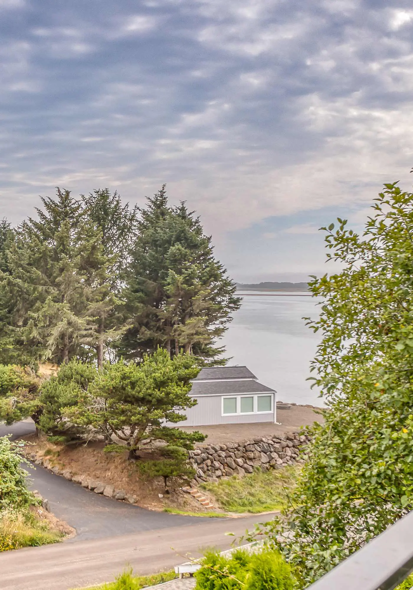 Beach Swagger | Bay Views & Coastal Escape