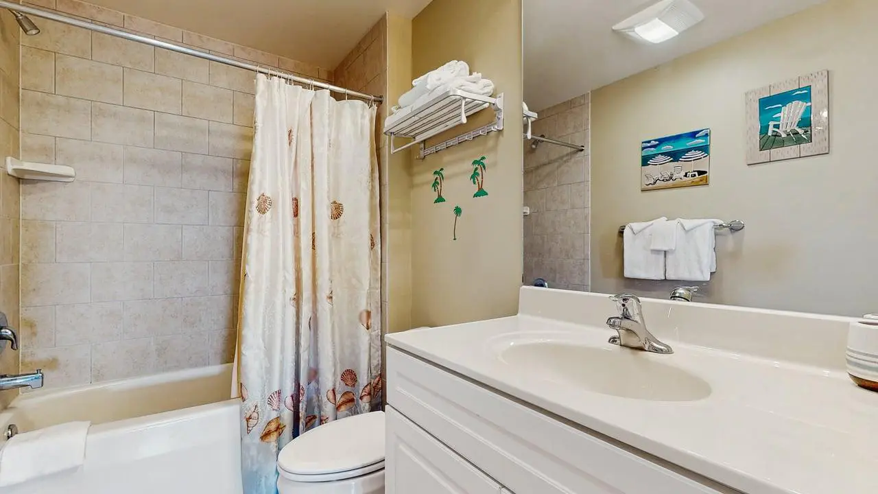 Sunset Pointe 302 - Pool, Prime Location