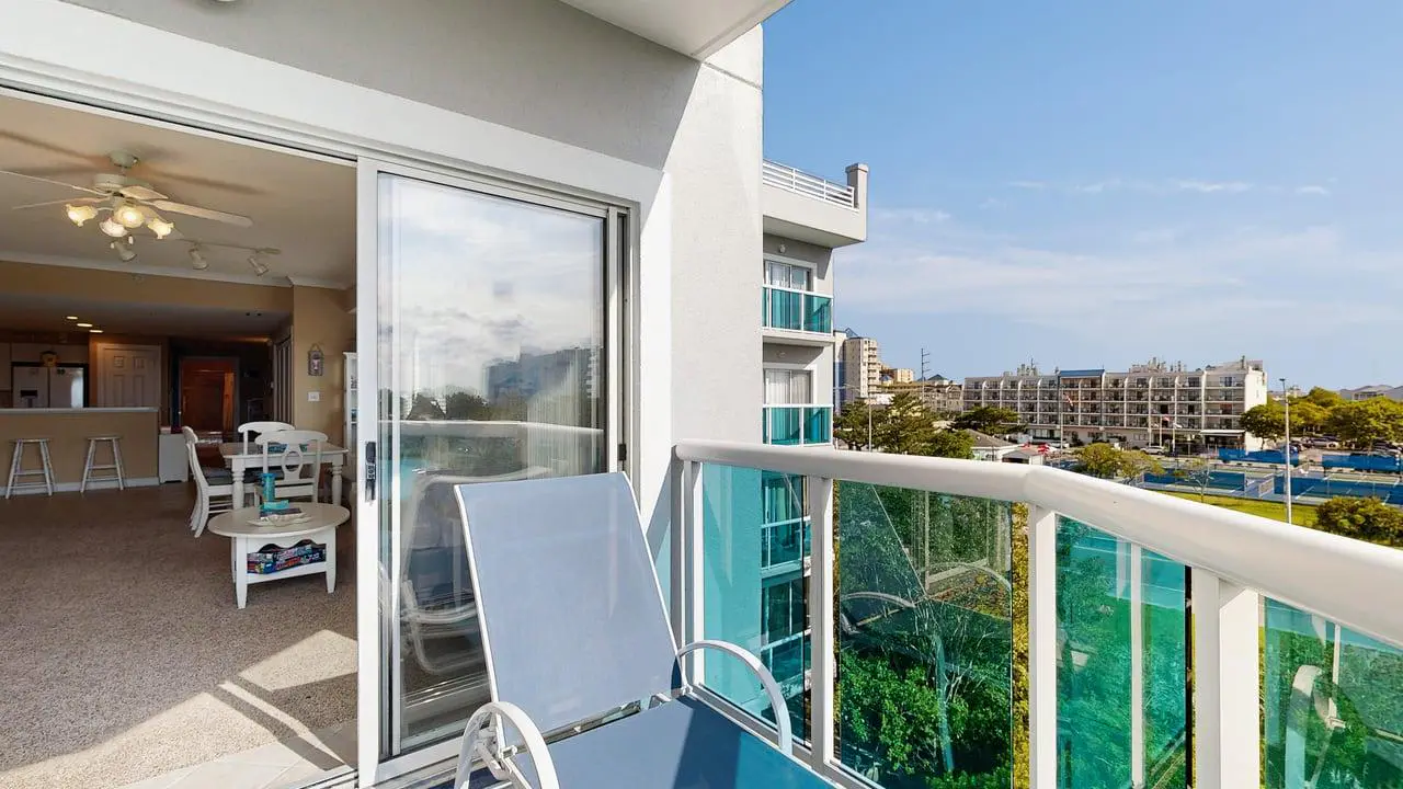 Sunset Pointe 302 - Pool, Prime Location