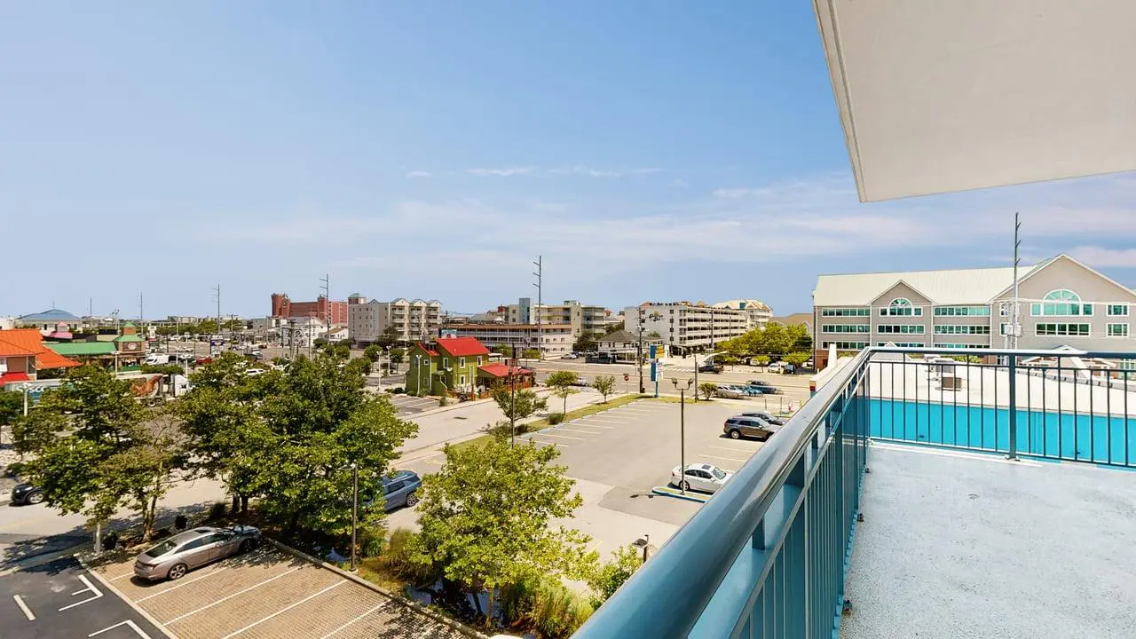 Sunset Pointe 302 - Pool, Prime Location