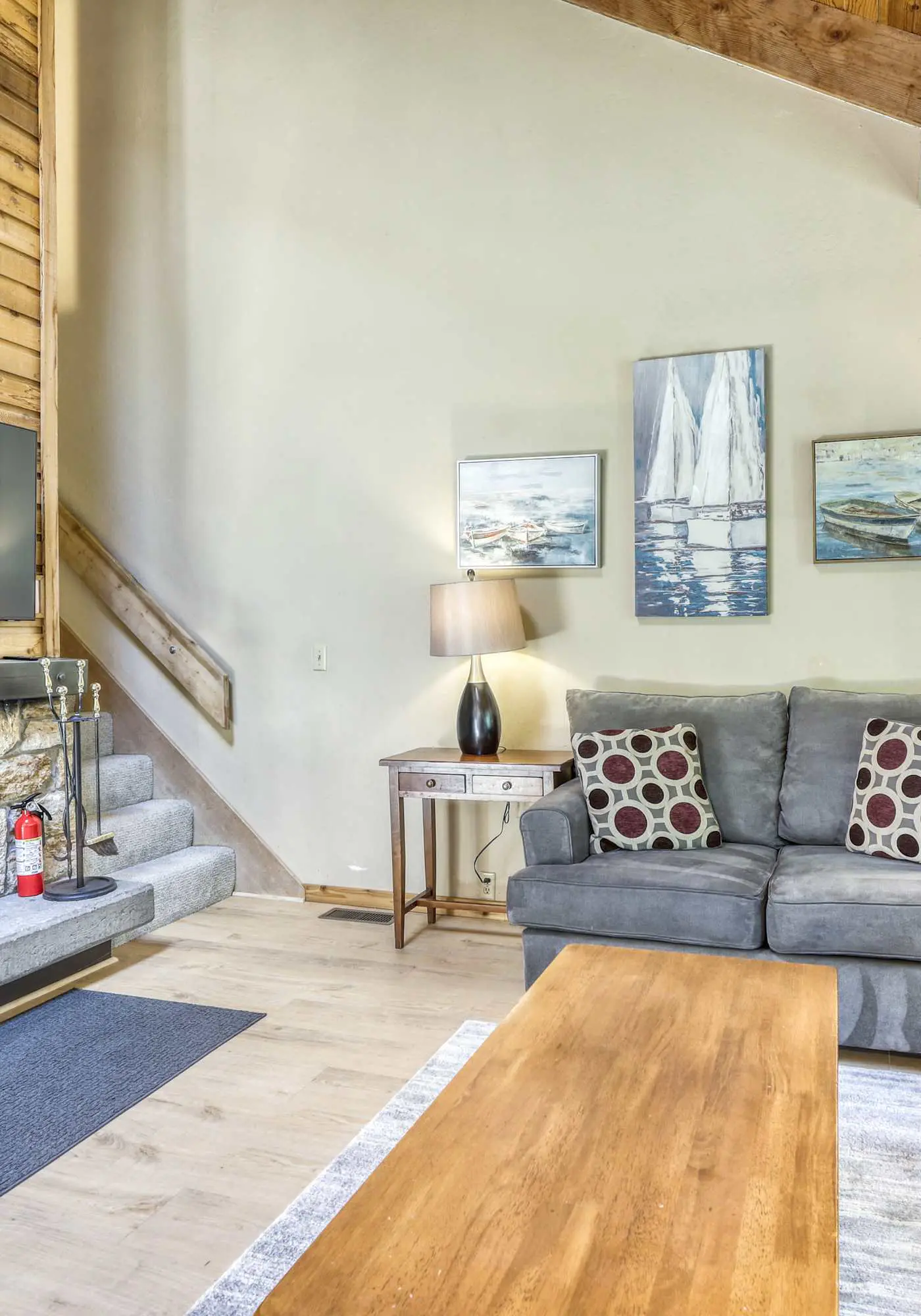 Condo at Granlibakken Tahoe Resort - Ski-In - Ski-Out with Pool, Spa & Minutes from Lake Tahoe