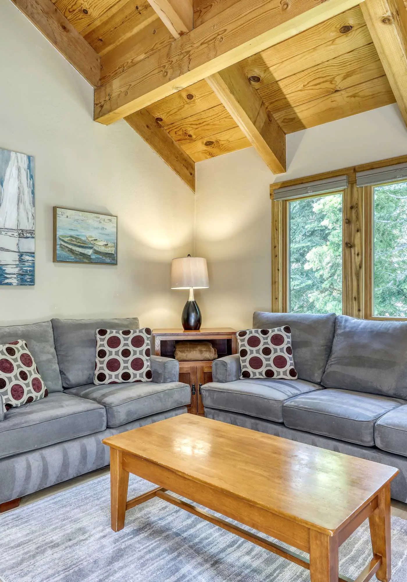 Condo at Granlibakken Tahoe Resort - Ski-In - Ski-Out with Pool, Spa & Minutes from Lake Tahoe