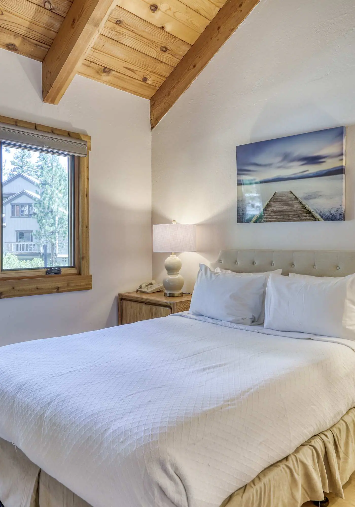 Condo at Granlibakken Tahoe Resort - Ski-In - Ski-Out with Pool, Spa & Minutes from Lake Tahoe