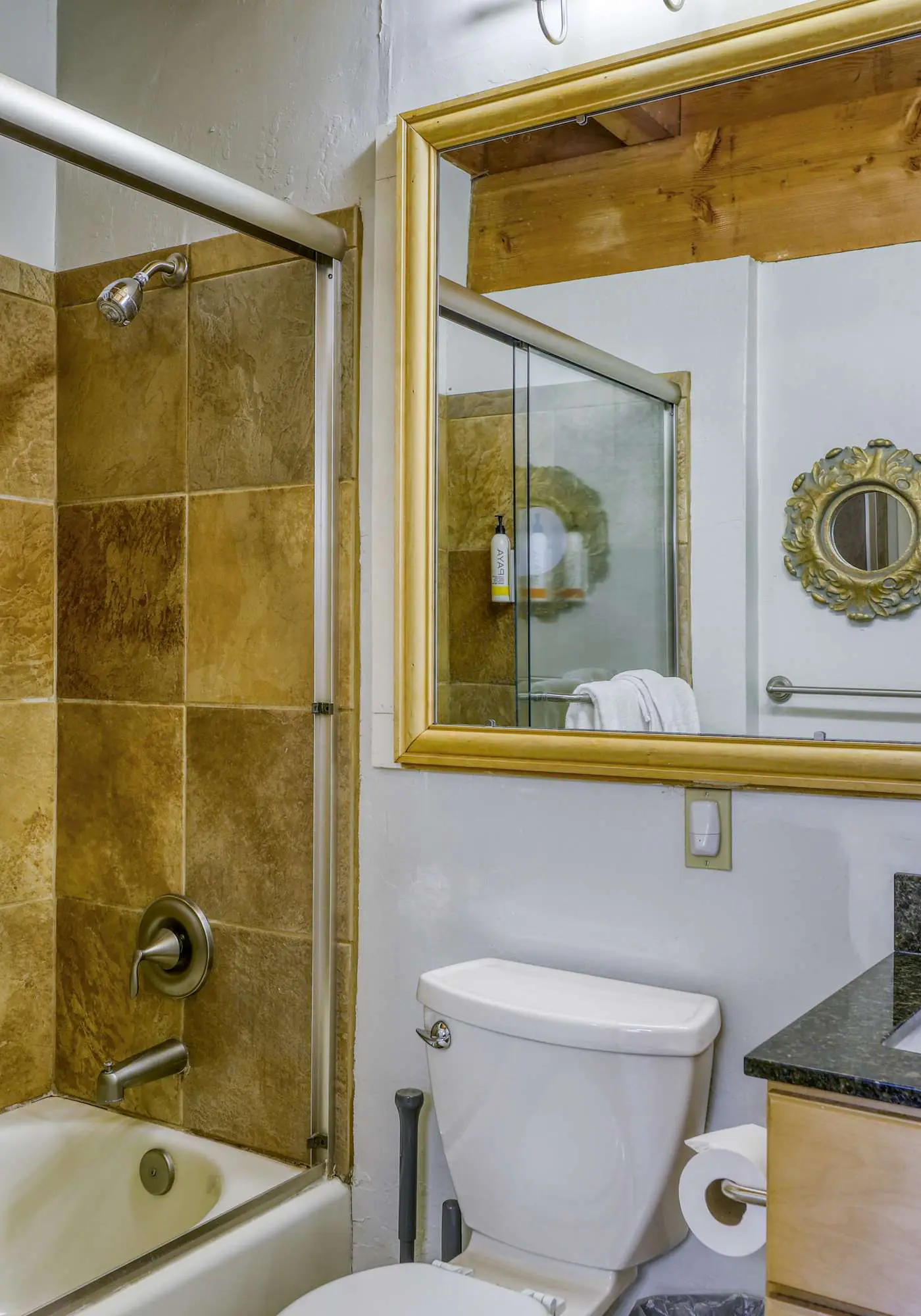 Condo at Granlibakken Tahoe Resort - Ski-In - Ski-Out with Pool, Spa & Minutes from Lake Tahoe