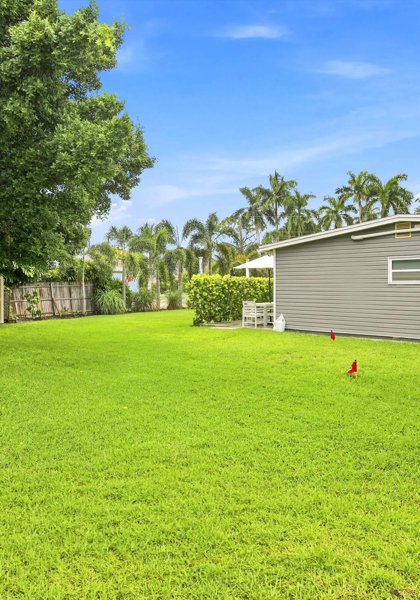 Spacious Waterfront Home - Private Canal Access and Large Yard in Naples