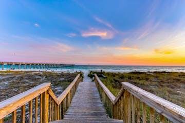Gulf Front Condo with Pool, Hot Tub & Beach Access