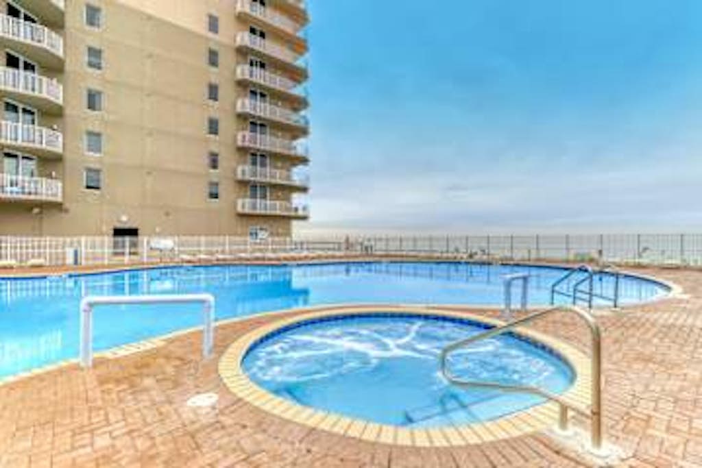 Tidewater Beach Resort 1111 