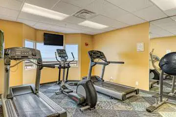 Gulf Front Condo with Pool, Hot Tub & Beach Access