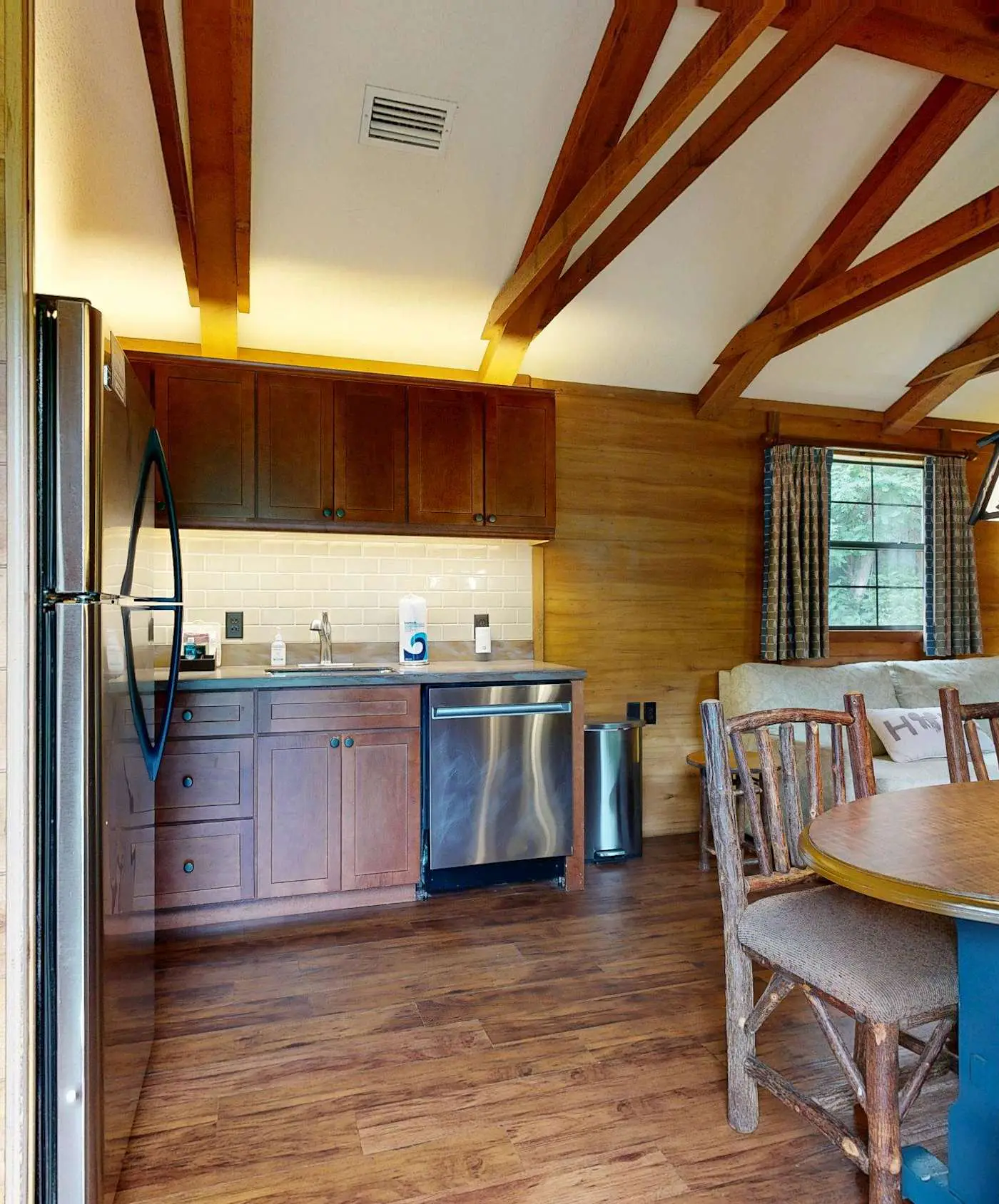 Riverfront Wilderness Cabin 
