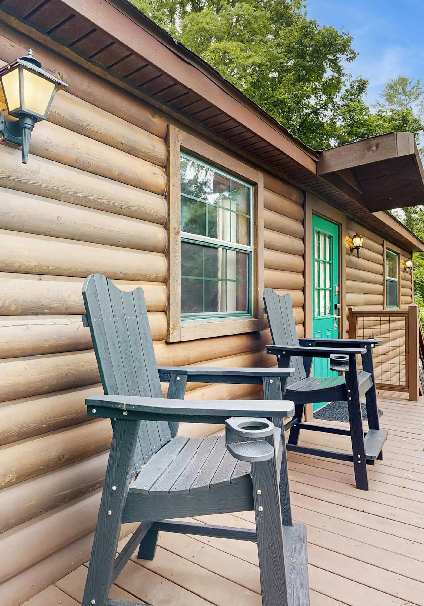 Riverfront Wilderness Cabin 