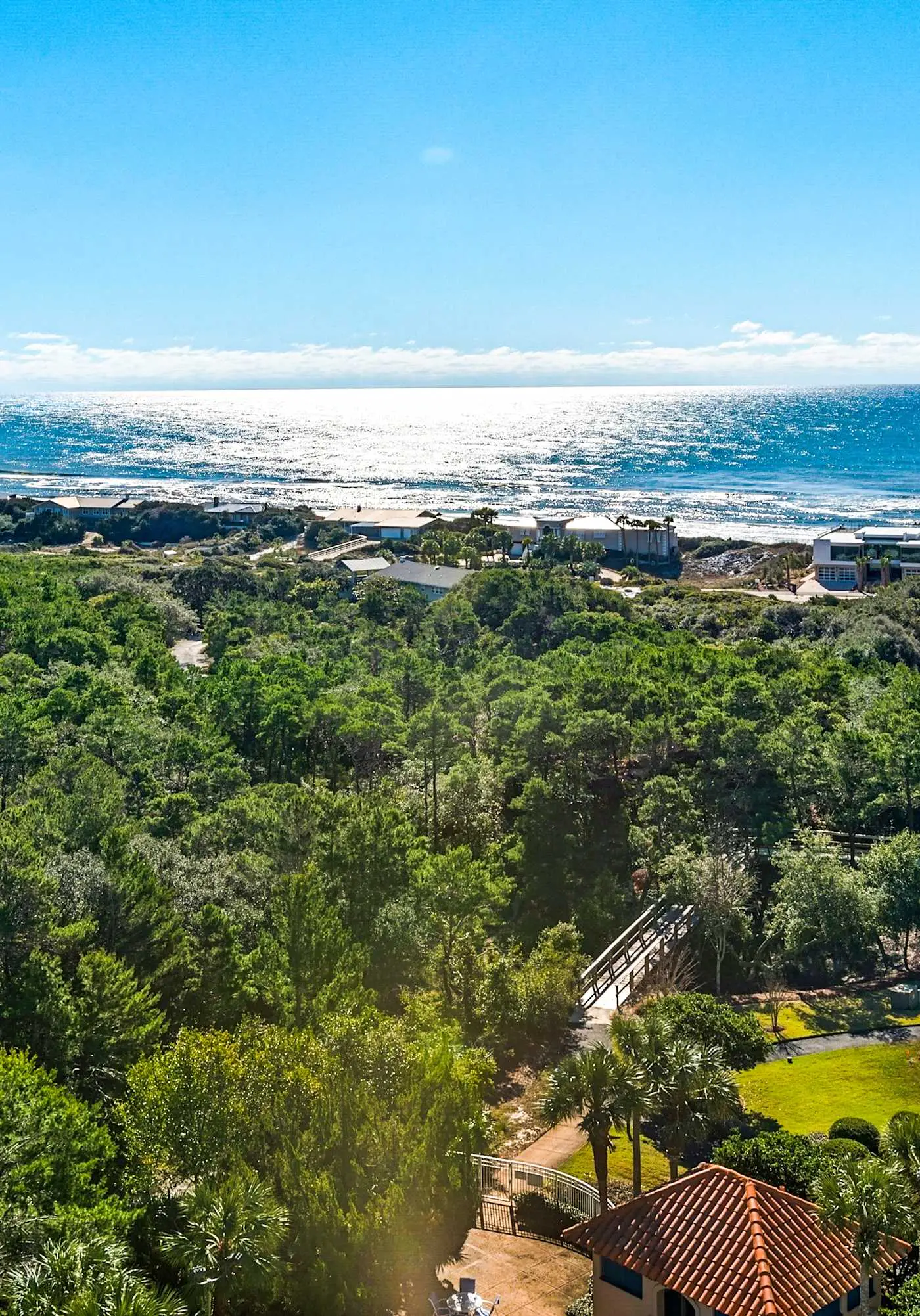 Coastal Comfort at TOPSL Summit 309C