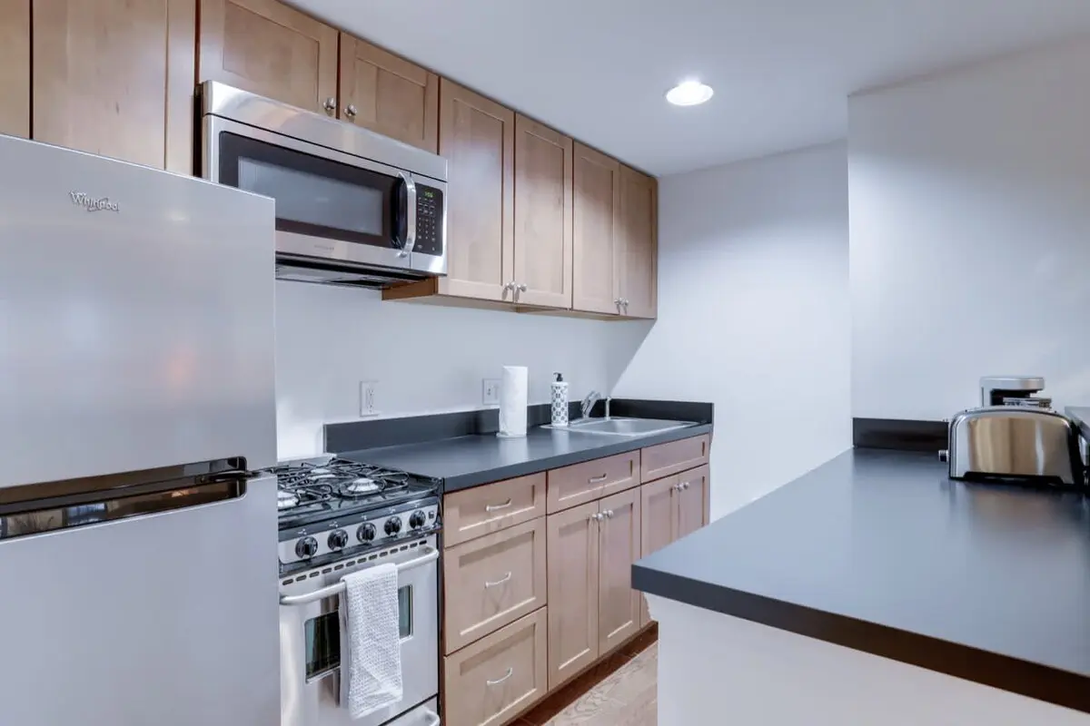 Sojourn Studio on R | Walkable in Dupont | #1A