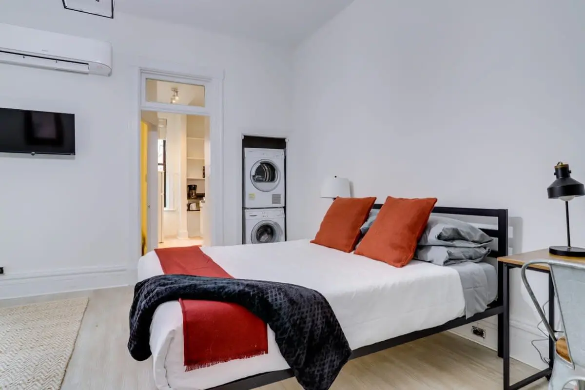 Sojourn on R | Studio | Pets welcome