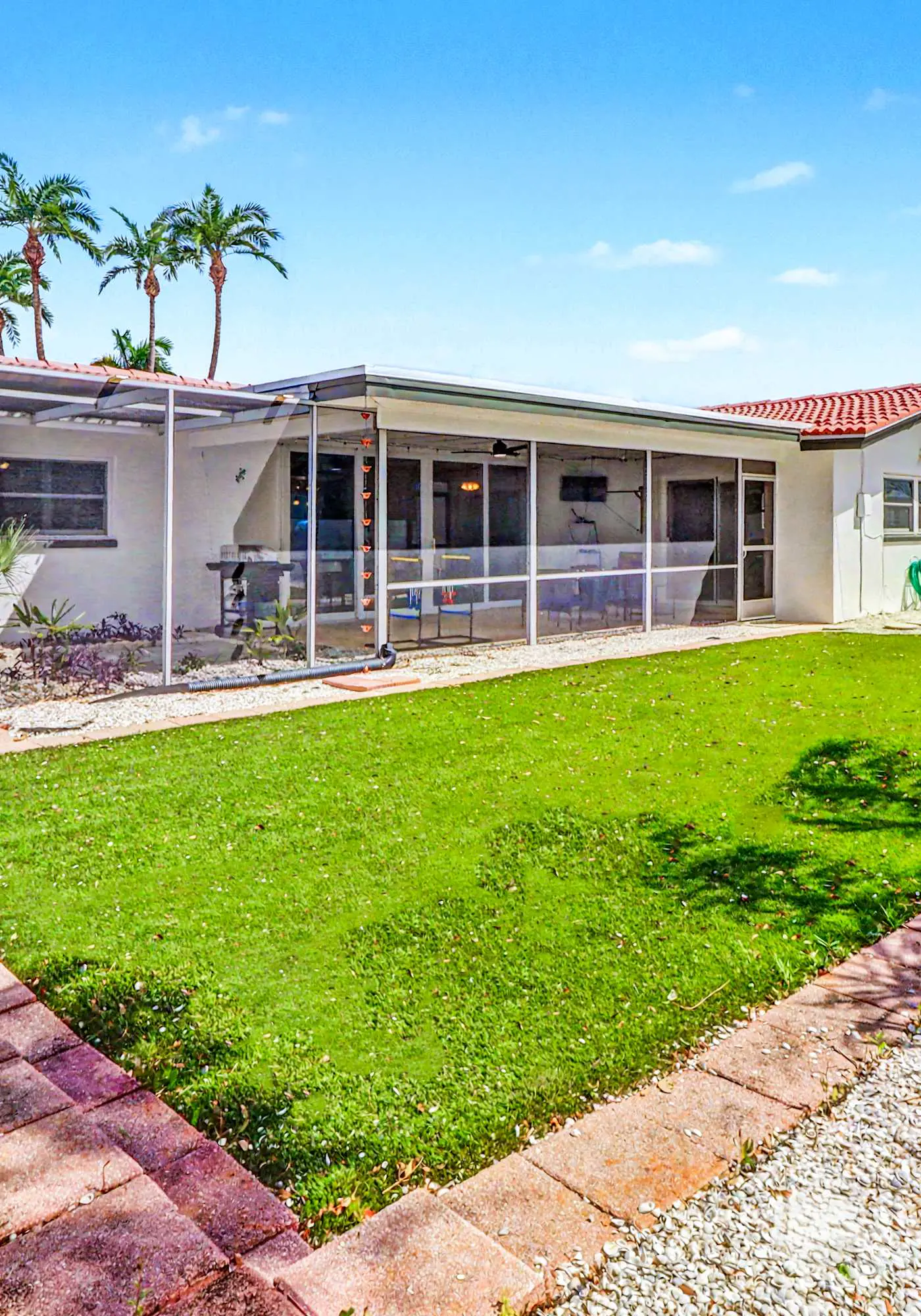 Coastal Escape Near Beaches & Downtown