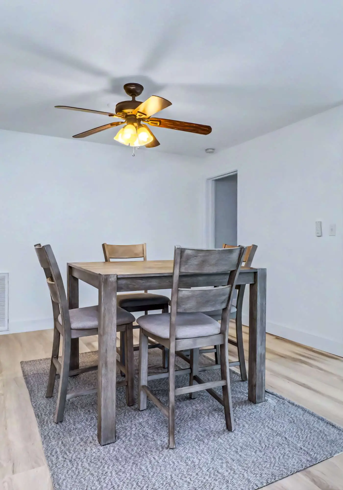 Coastal Escape Near Beaches & Downtown