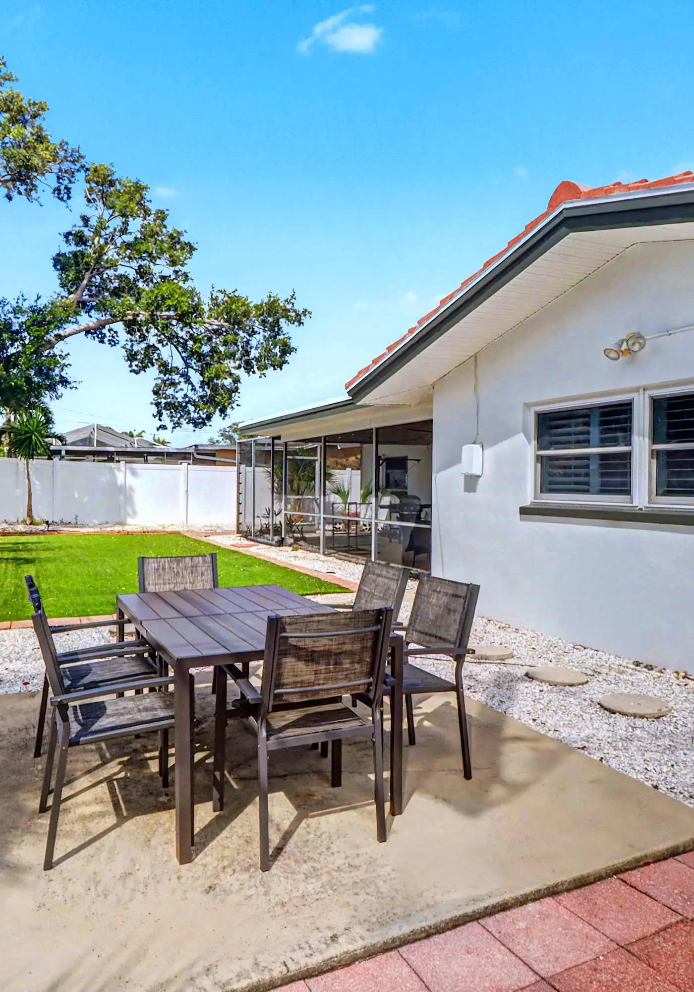 Coastal Escape Near Beaches & Downtown