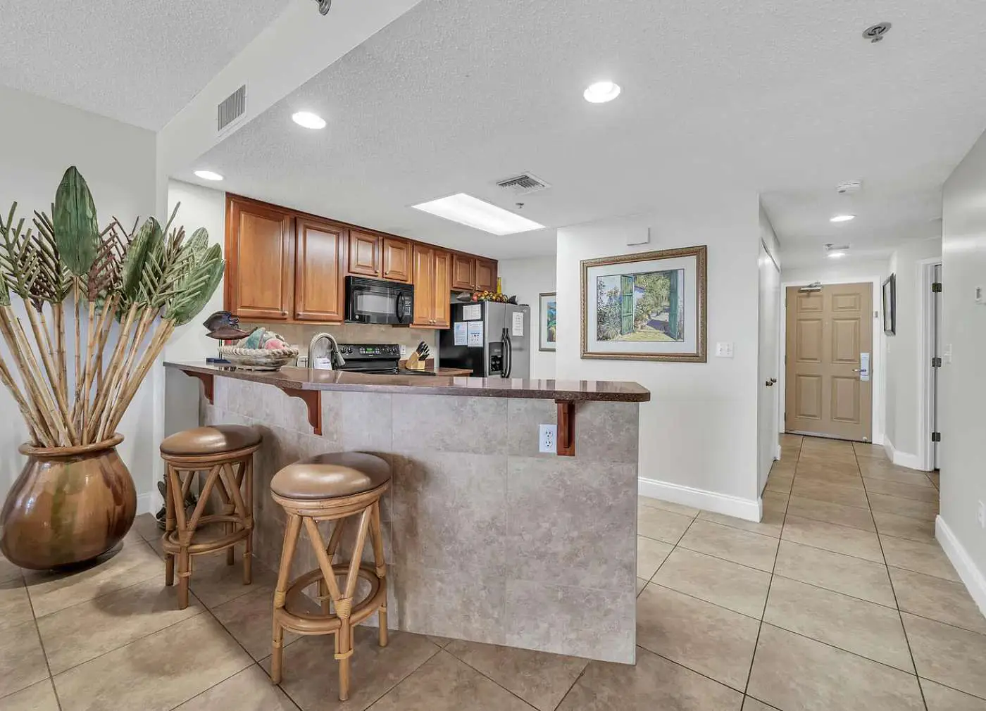 Oceanfront Condo with Shared Pool & Fitness Room 