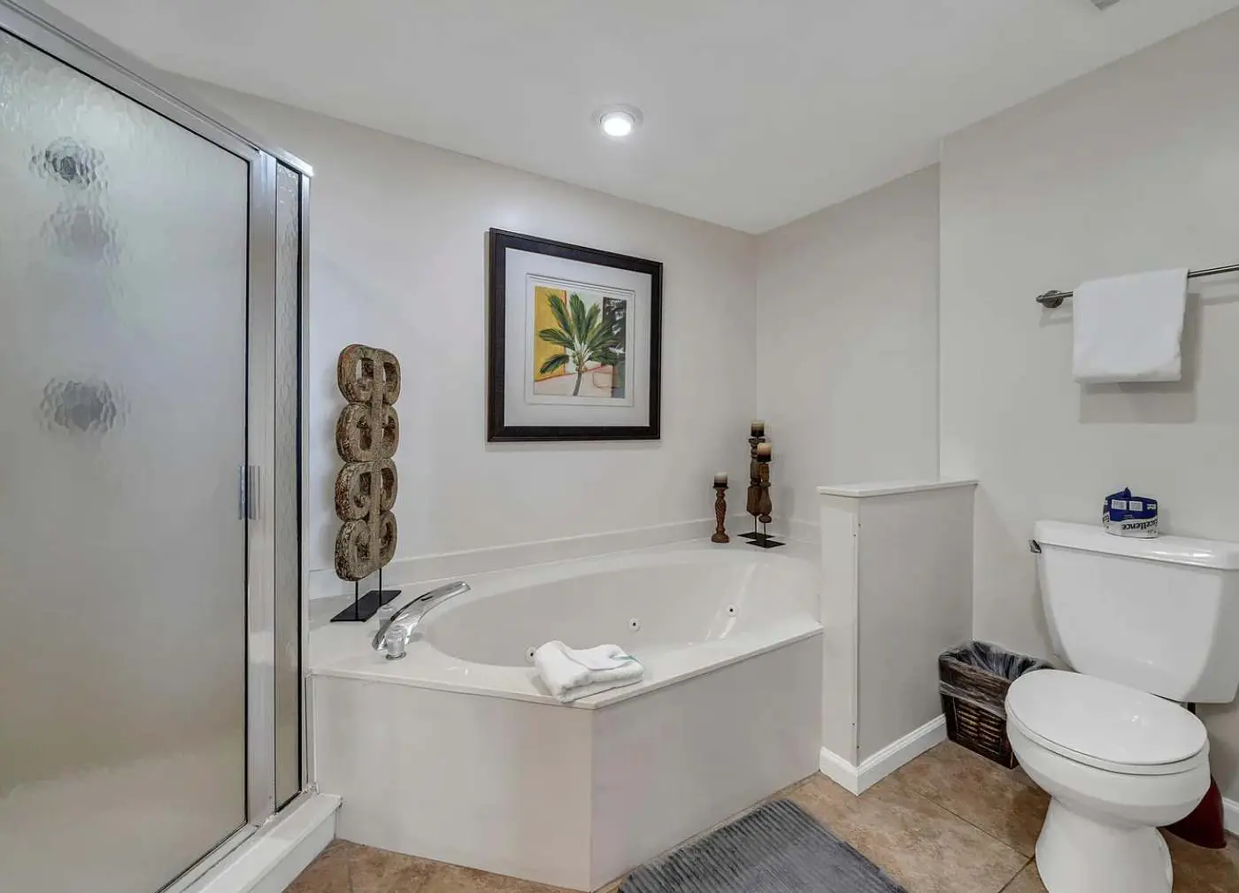 Oceanfront Condo with Shared Pool & Fitness Room 