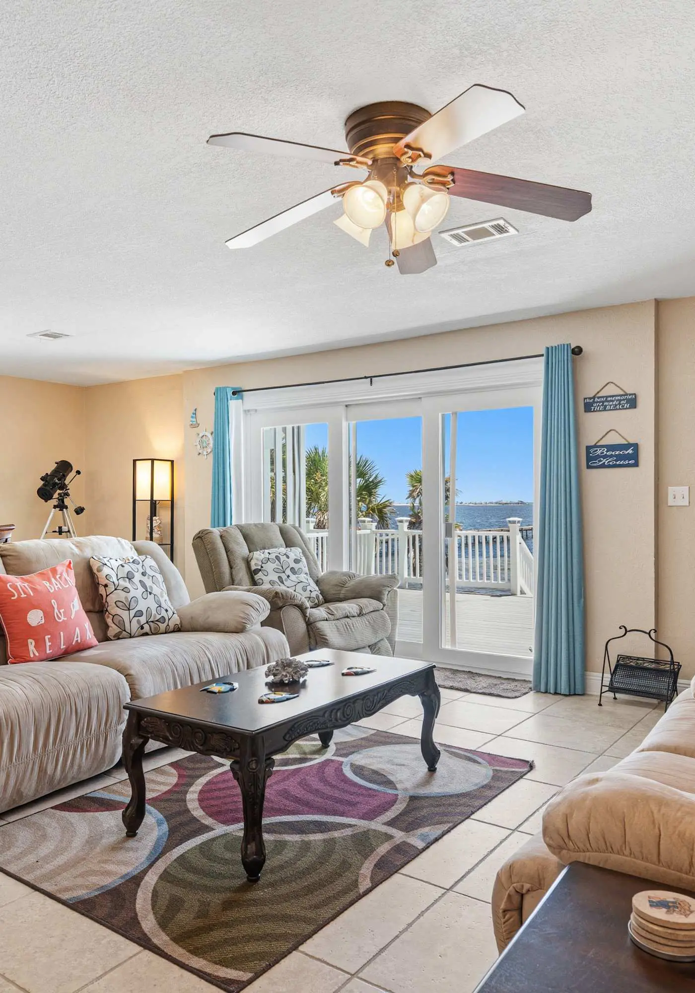 Waterfront Views & Beach Access - pet friendly