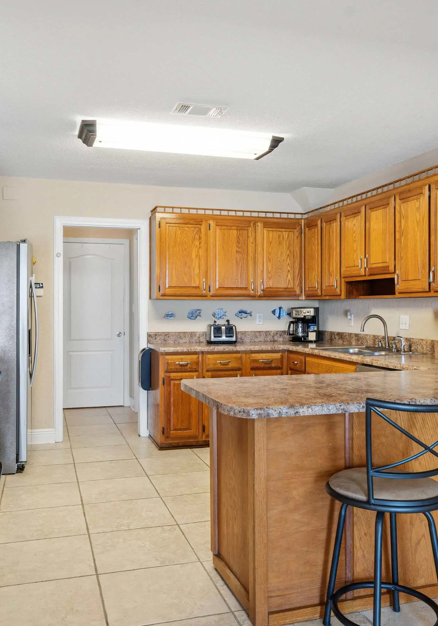 Waterfront Views & Beach Access - pet friendly