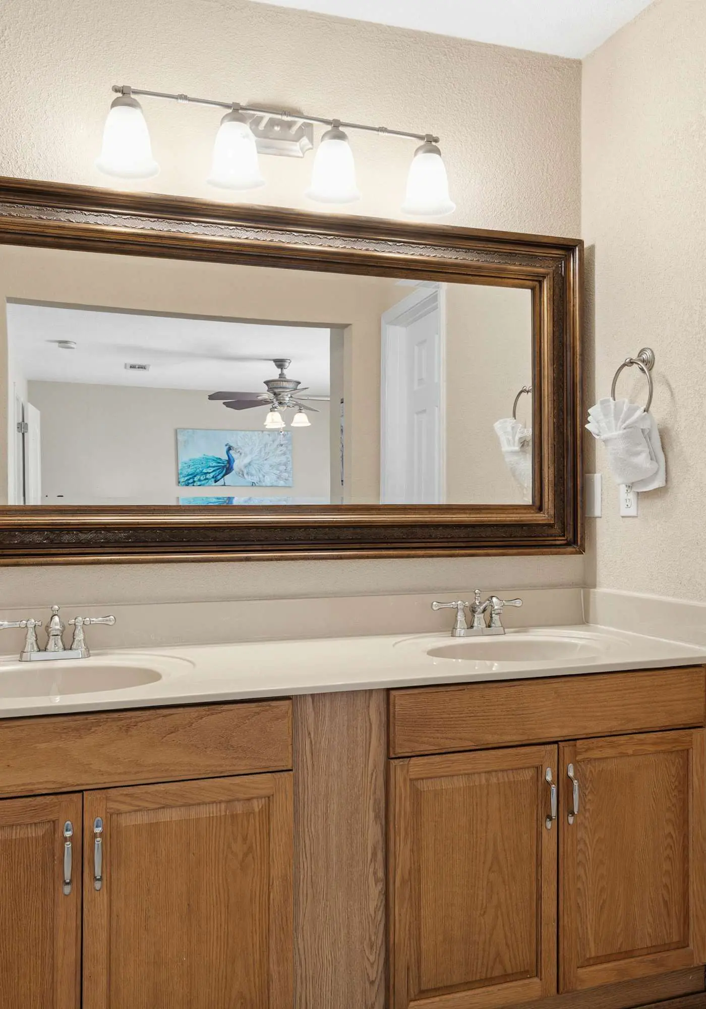 Waterfront Views & Beach Access - pet friendly