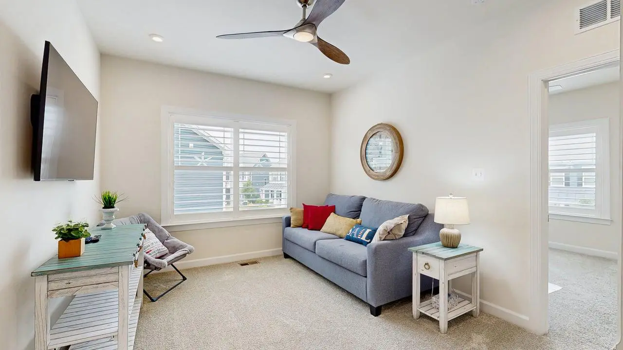 Ocean View Beach Club - 18 Middlesex Dr