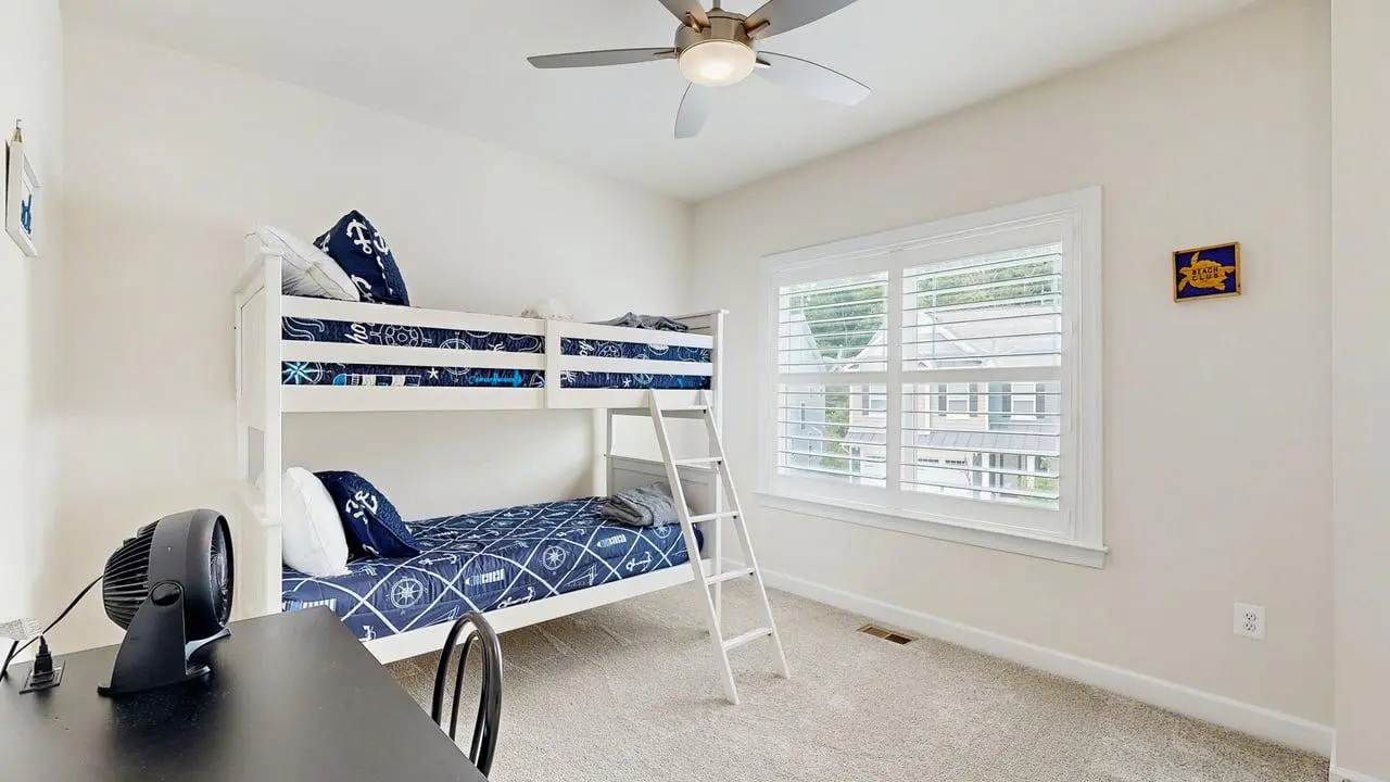 Ocean View Beach Club - 18 Middlesex Dr