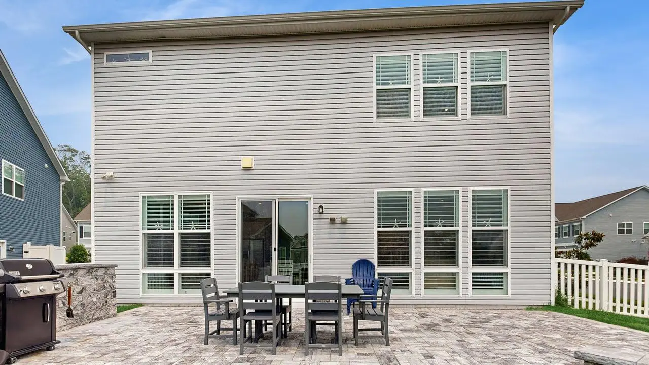 Ocean View Beach Club - 18 Middlesex Dr