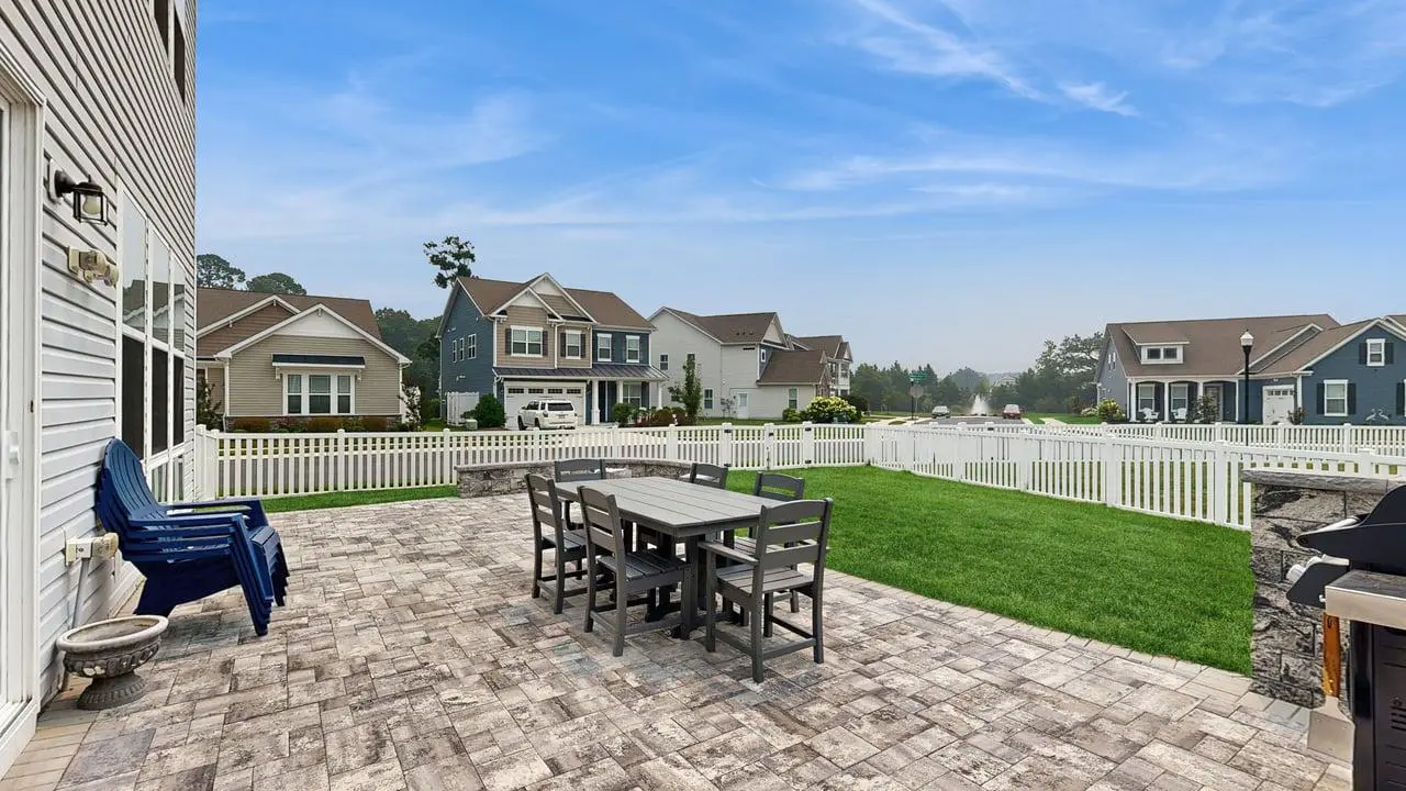 Ocean View Beach Club - 18 Middlesex Dr