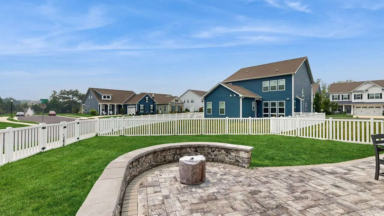 Ocean View Beach Club - 18 Middlesex Dr