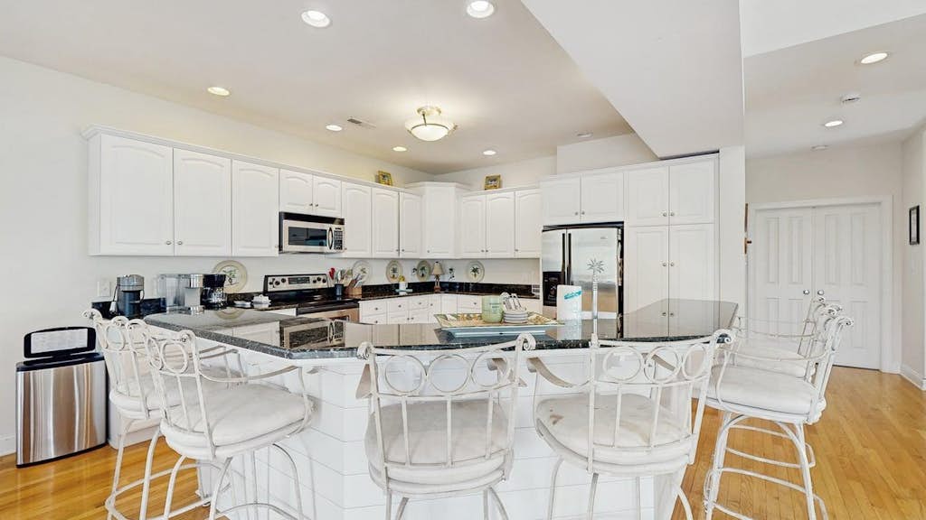 Heron Bay - 32536 Heron Circle