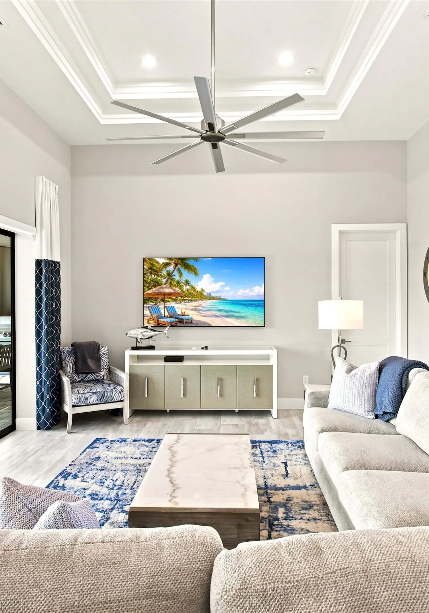Gorgeous 3 Bedroom Marco Island Home with Private Pool and Outdoor Kitchen